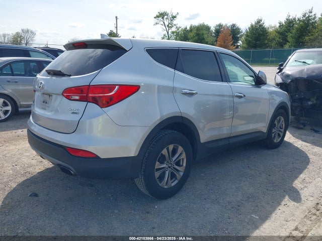 5XYZTDLB0GG338313 Hyundai Santa Fe Sport 2.4l