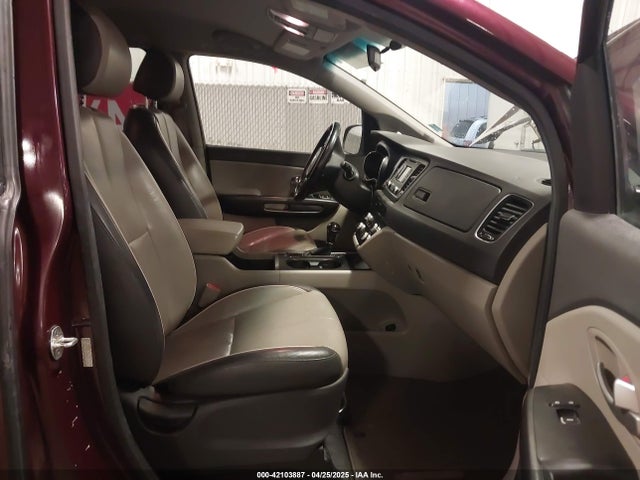 KNDMB5C13G6214114 KIA SEDONA LX