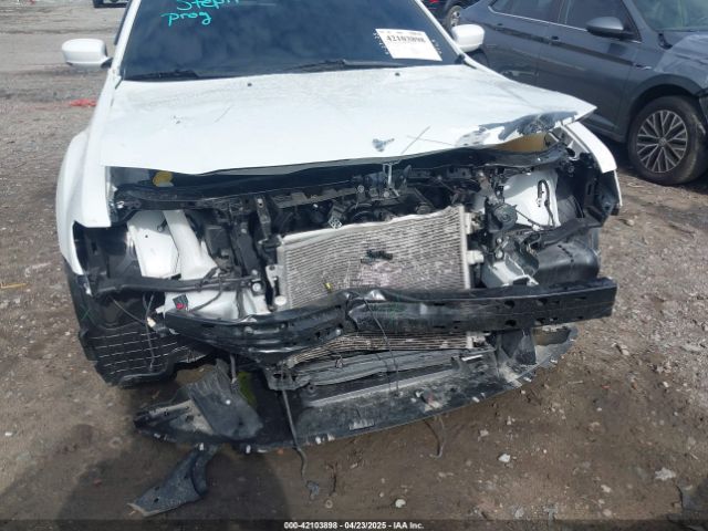 2022 CHRYSLER 300 2C3CCABT9NH193709 Photo 5