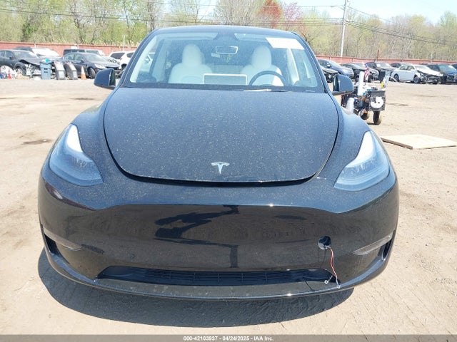 7SAYGAEE5SF249006 Tesla Model Y