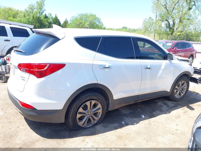 5XYZTDLB0FG279715 Hyundai Santa Fe Sport 2.4l