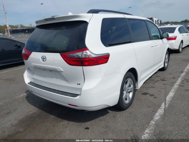 5TDKZ3DC3LS043379 Toyota SIENNA LE