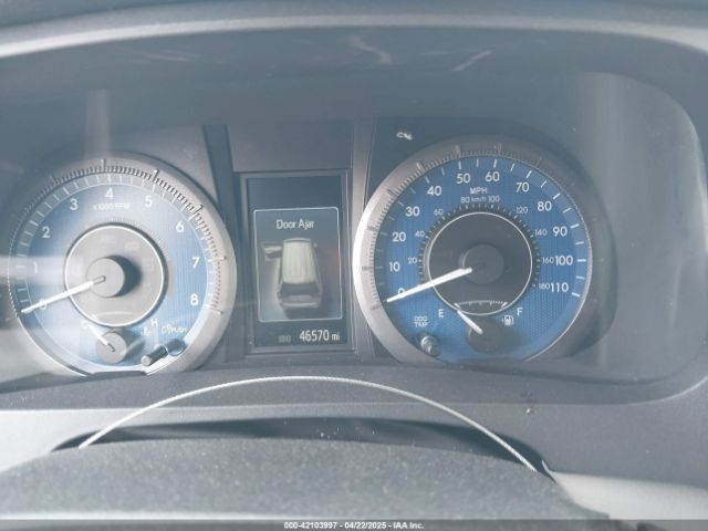 5TDKZ3DC3LS043379 Toyota SIENNA LE