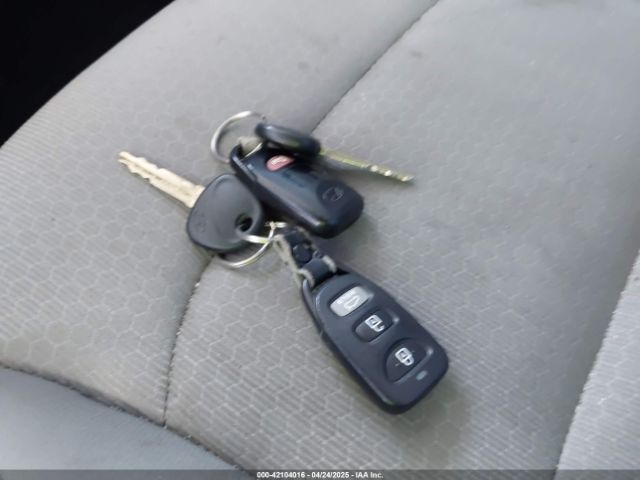 5NPD84LF6HH009625 Hyundai ELANTRA SE