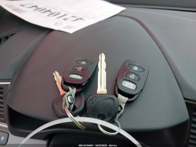 5NPD74LF2JH335057 Hyundai ELANTRA SE