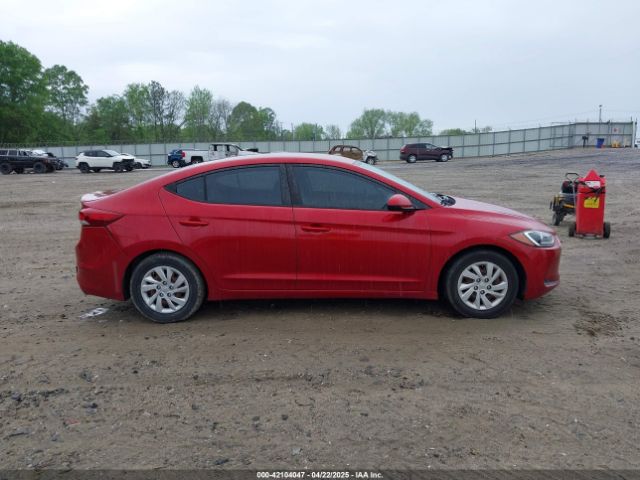 5NPD74LF2JH335057 Hyundai ELANTRA SE