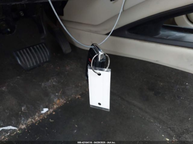 3LN6L2G98ER830388 Lincoln MKZ