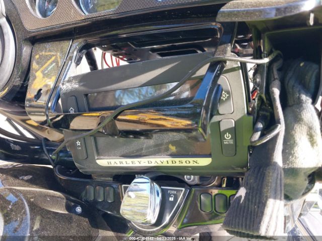 2015 HARLEY-DAVIDSON FLHXSE 1HD1PXN14FB963621 Photo 6