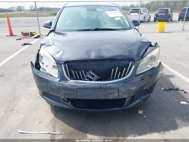 1G4PP5SK0F4106662 Buick lea