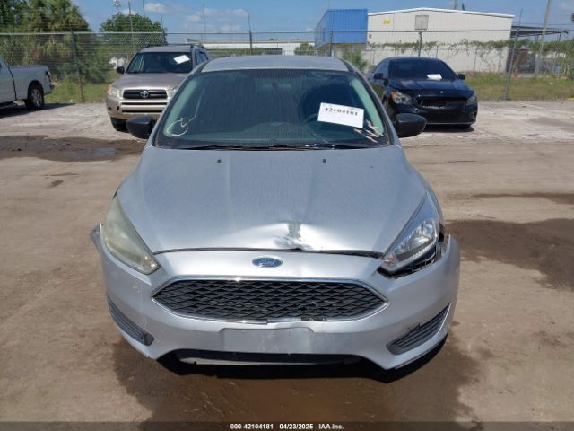 1FADP3E25HL270589 Ford FOCUS S