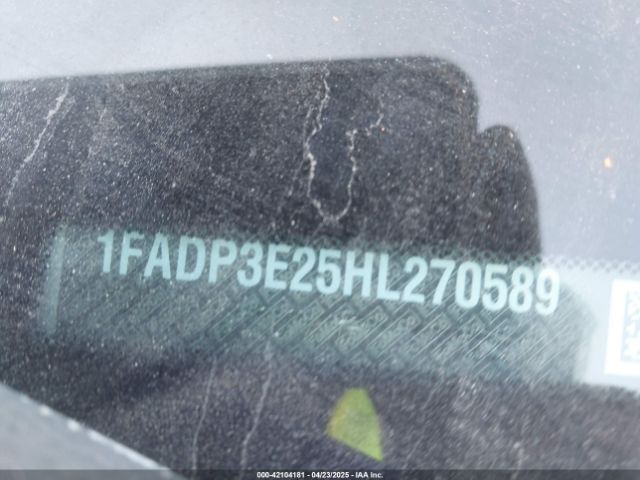 1FADP3E25HL270589 Ford FOCUS S