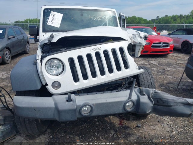 1C4BJWDG9HL502712 Jeep Wrangler Unlimited Sport 4x4
