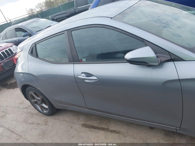 KMHTG6AF0KU017161 Hyundai Veloster 2.0