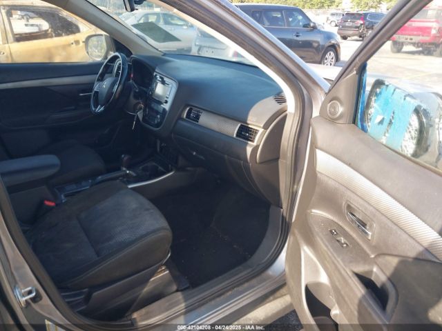 2017 MITSUBISHI OUTLANDER JA4AD2A33HZ004896 Photo 4