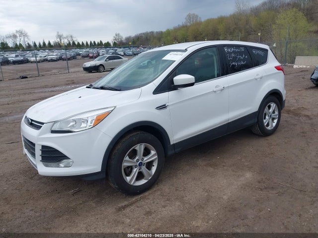 1FMCU9GX9GUB40765 Ford ESCAPE SE