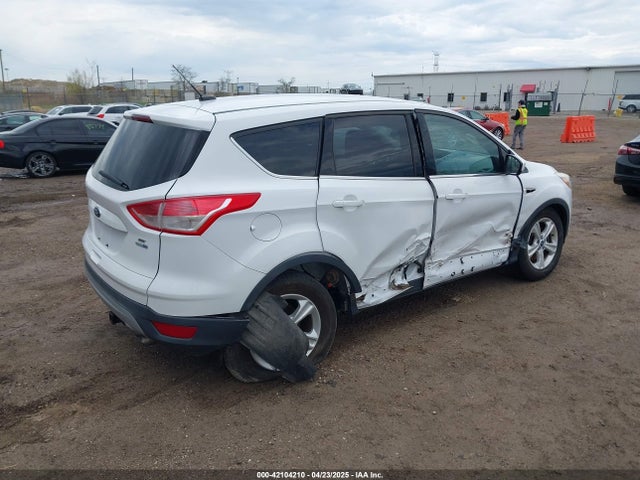 1FMCU9GX9GUB40765 Ford ESCAPE SE