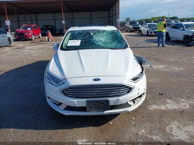 3FA6P0K97HR129498 Ford Fusion Titanium