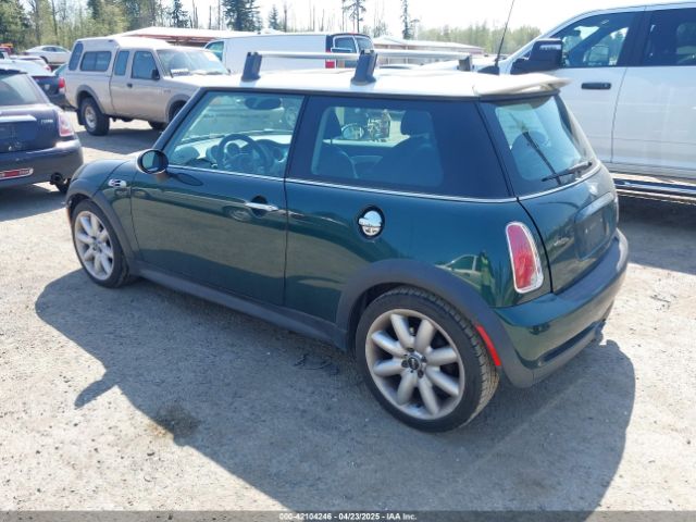 2006 MINI COOPER S WMWRE33546TL20251 Photo 2