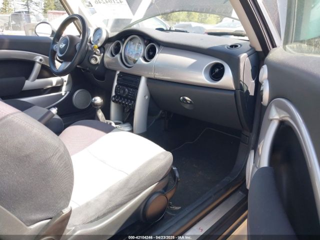 2006 MINI COOPER S WMWRE33546TL20251 Photo 4