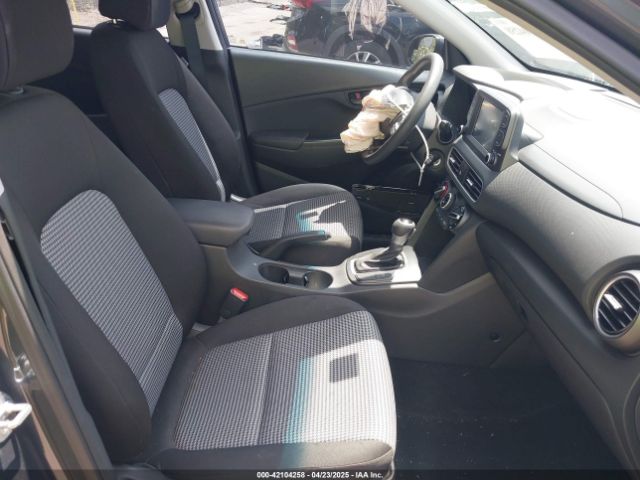 KM8K12AA4KU299296 Hyundai Kona Se