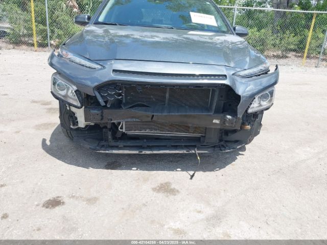 KM8K12AA4KU299296 Hyundai Kona Se