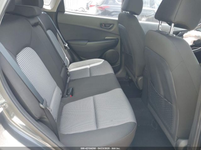 KM8K12AA4KU299296 Hyundai Kona Se