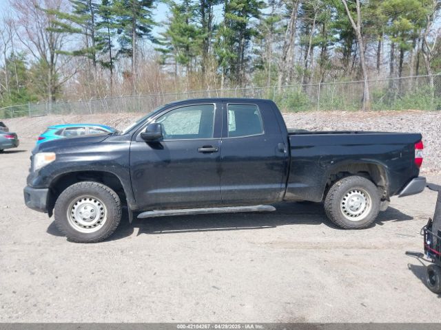 5TFUM5F13EX056550 Toyota Tundra Sr 4.6l V8