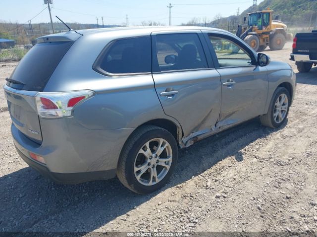 JA4AZ3A32EZ012250 Mitsubishi Outlander Se