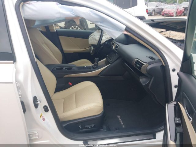 JTHBA1D21G5025136 Lexus IS 200T