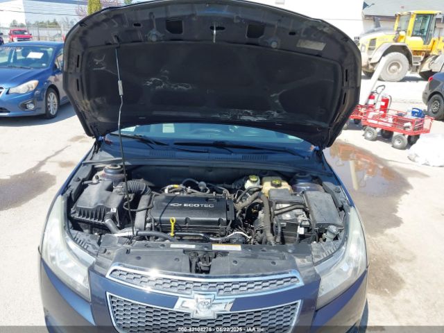 1G1PA5SG8E7138931 Chevrolet Cruze Ls Auto