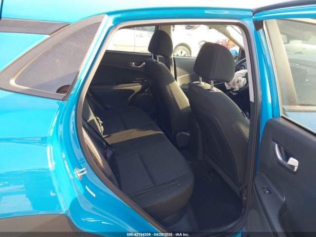 KM8K3CAB5NU903239 Hyundai Kona Sel
