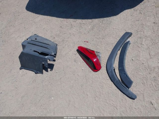 5TDBZRBH6MS082566 Toyota Highlander Le