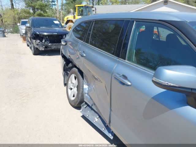 5TDBZRBH6MS082566 Toyota Highlander Le