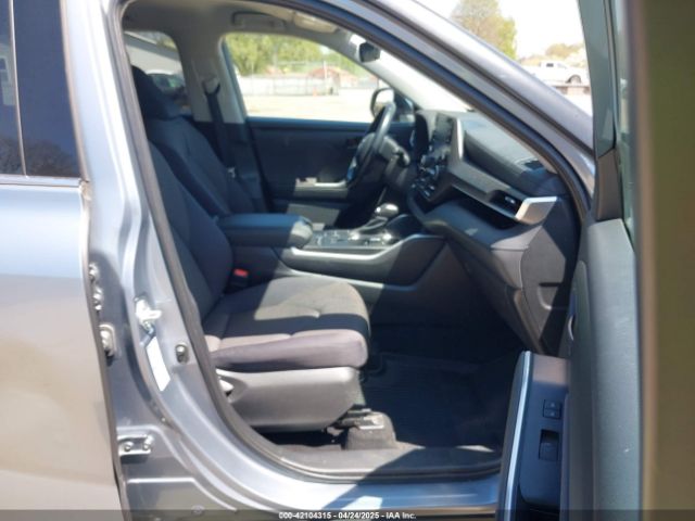 5TDBZRBH6MS082566 Toyota Highlander Le