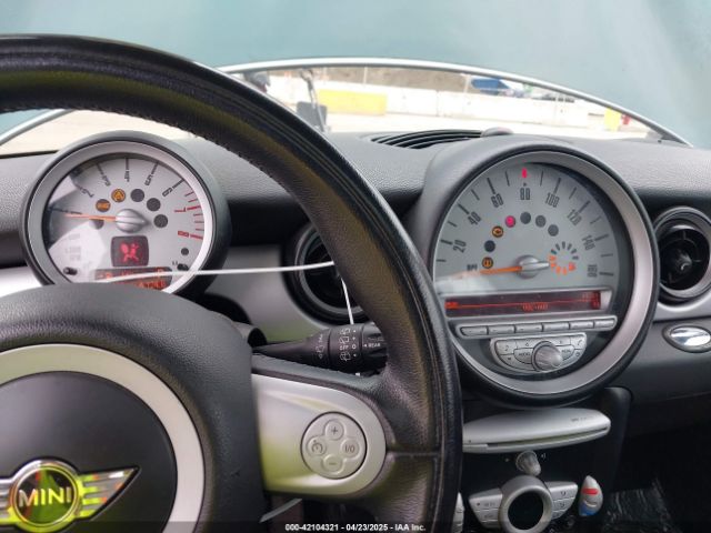 2009 MINI COOPER CLUBMAN WMWML33589TX36453 Photo 6