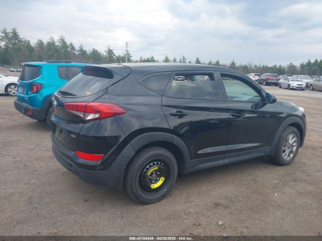 KM8J2CA47JU820390 Hyundai TUCSON SE