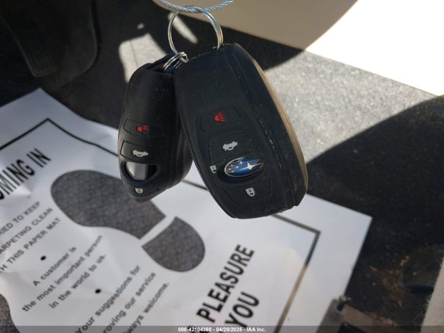 Продаж на аукціоні авто 2018 Subaru Outback 3.6r Limited, vin: 4S4BSENC4J3247195, номер лоту: 42104360