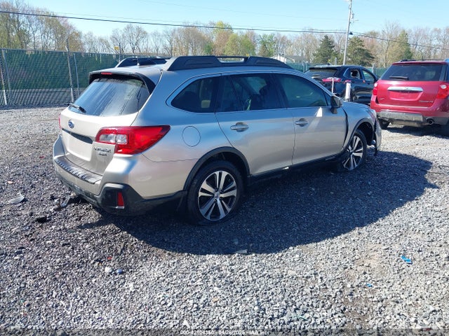 Продаж на аукціоні авто 2018 Subaru Outback 3.6r Limited, vin: 4S4BSENC4J3247195, номер лоту: 42104360