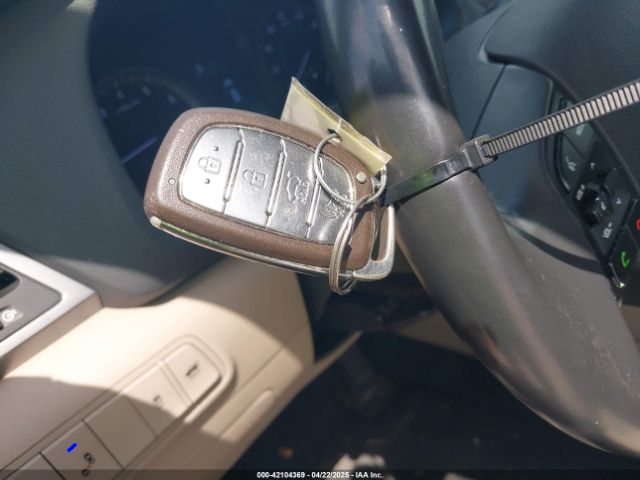 KM8J33A27HU430198 Hyundai Tucson Sport