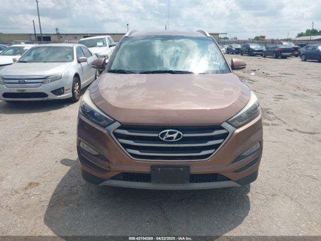 KM8J33A27HU430198 Hyundai Tucson Sport