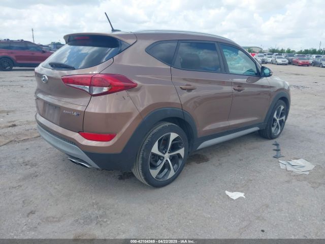 KM8J33A27HU430198 Hyundai Tucson Sport