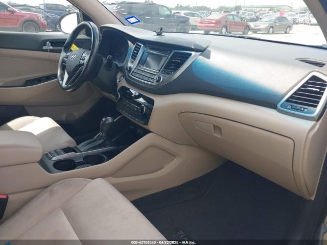 KM8J33A27HU430198 Hyundai Tucson Sport