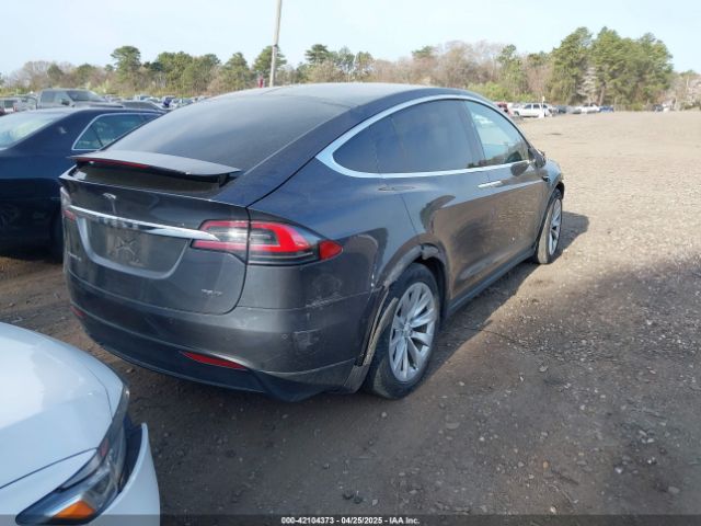 2017 TESLA MODEL X 5YJXCDE2XHF054698 Photo 3