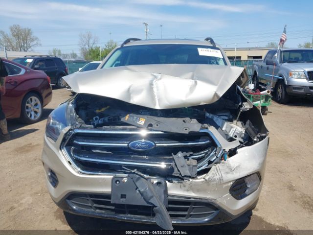 1FMCU9GD3HUE67086 Ford ESCAPE SE