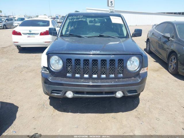 1C4NJPBB8GD562659 Jeep Patriot Sport