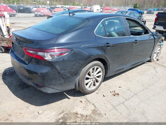 4T1C11BK7MU030847 Toyota Camry Le Awd