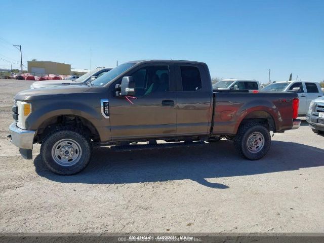 1FT7X2B68HEE28873 Ford F-250 Xl