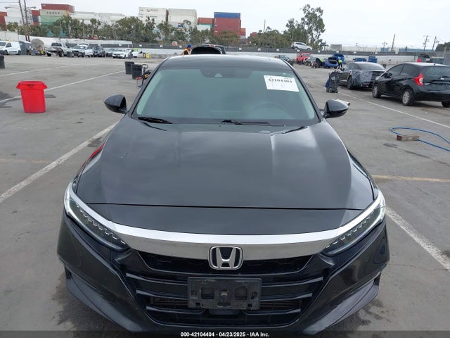 1HGCV1F9XJA109038 Honda Accord Touring
