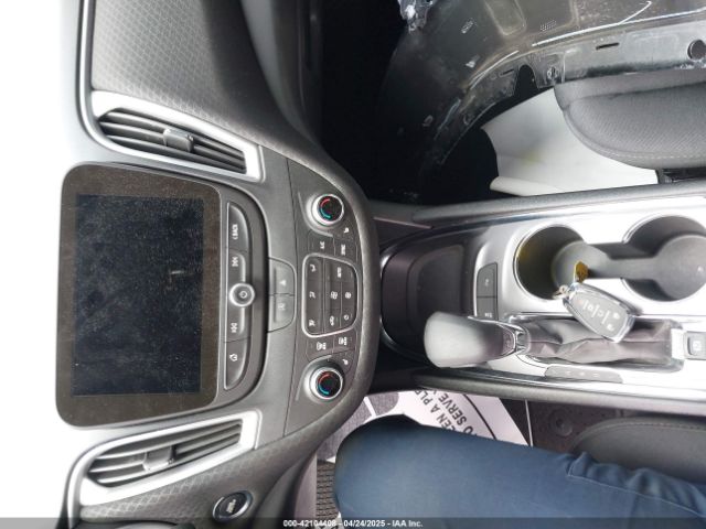 1G1ZD5ST2RF157404 Chevrolet lfv