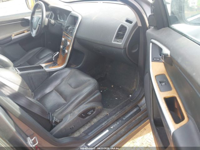 2017 VOLVO XC60 YV440MDU1H2199868 Photo 4